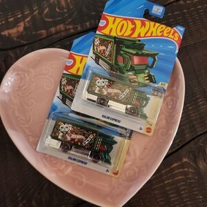 Raijin Express Lot Of 2 Hot Wheels Heavy Weights